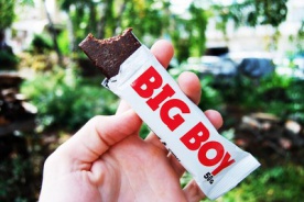BIGBOY Bar 50g - lesní plody & jahoda PROŠLÉ DMT