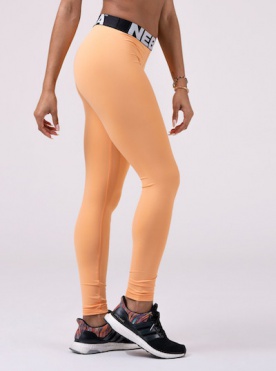 Nebbia Squad Hero Scrunch Butt leggings apricot 528