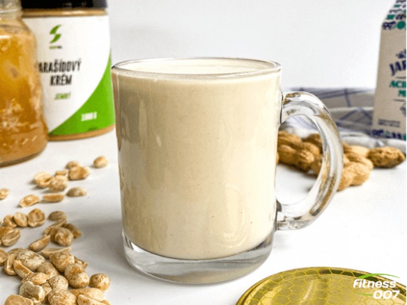 RECEPT ▷ Arašídové proteinové smoothie